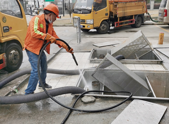 湘桥隔油池清理